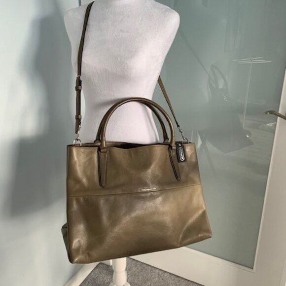 Coach Large Borough Bag - Picture 5 of 10